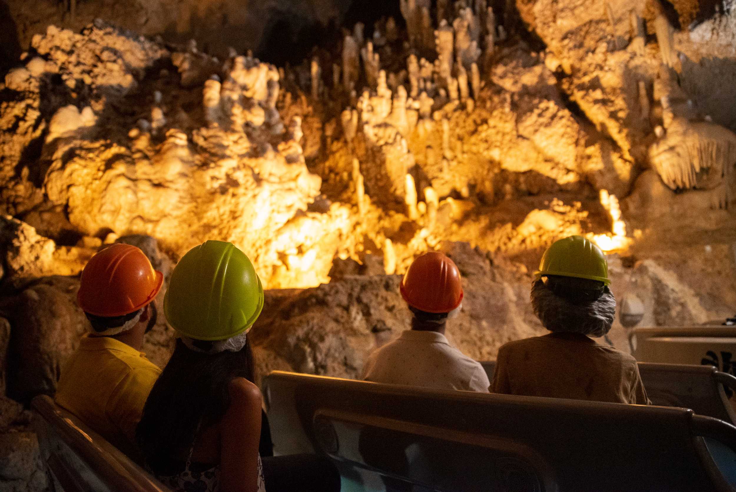 Harrison Cave, Rum & Culinary Experience – photo 1 of 11