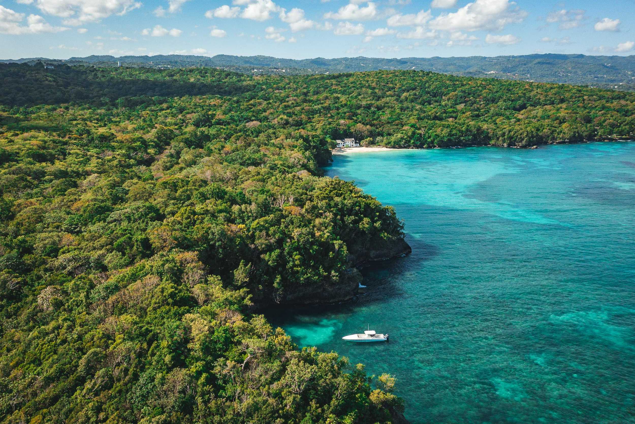 Powerboat, Waterfall & Secluded Cove Ocho Rios – photo 1 of 18