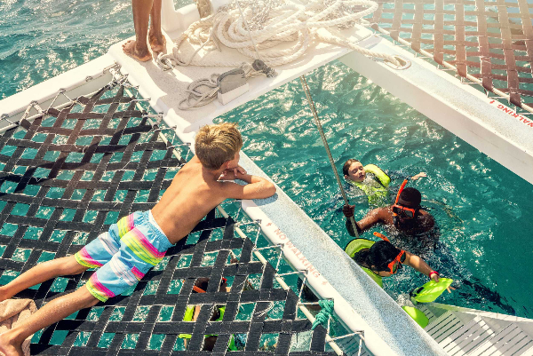 Family Catamaran & Snorkeling Cruise Turks & Caicos