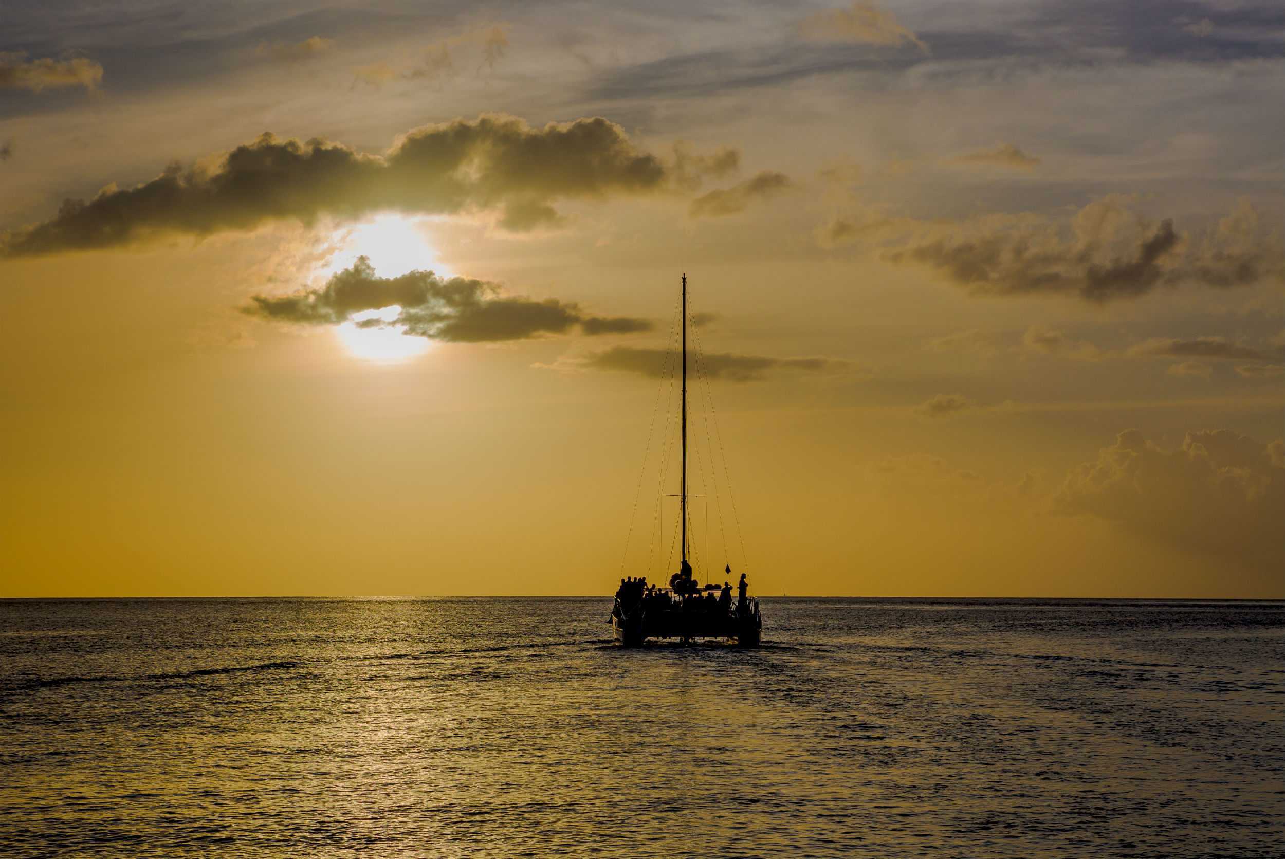 Piton Sunset Snorkel Cruise – photo 3 of 7
