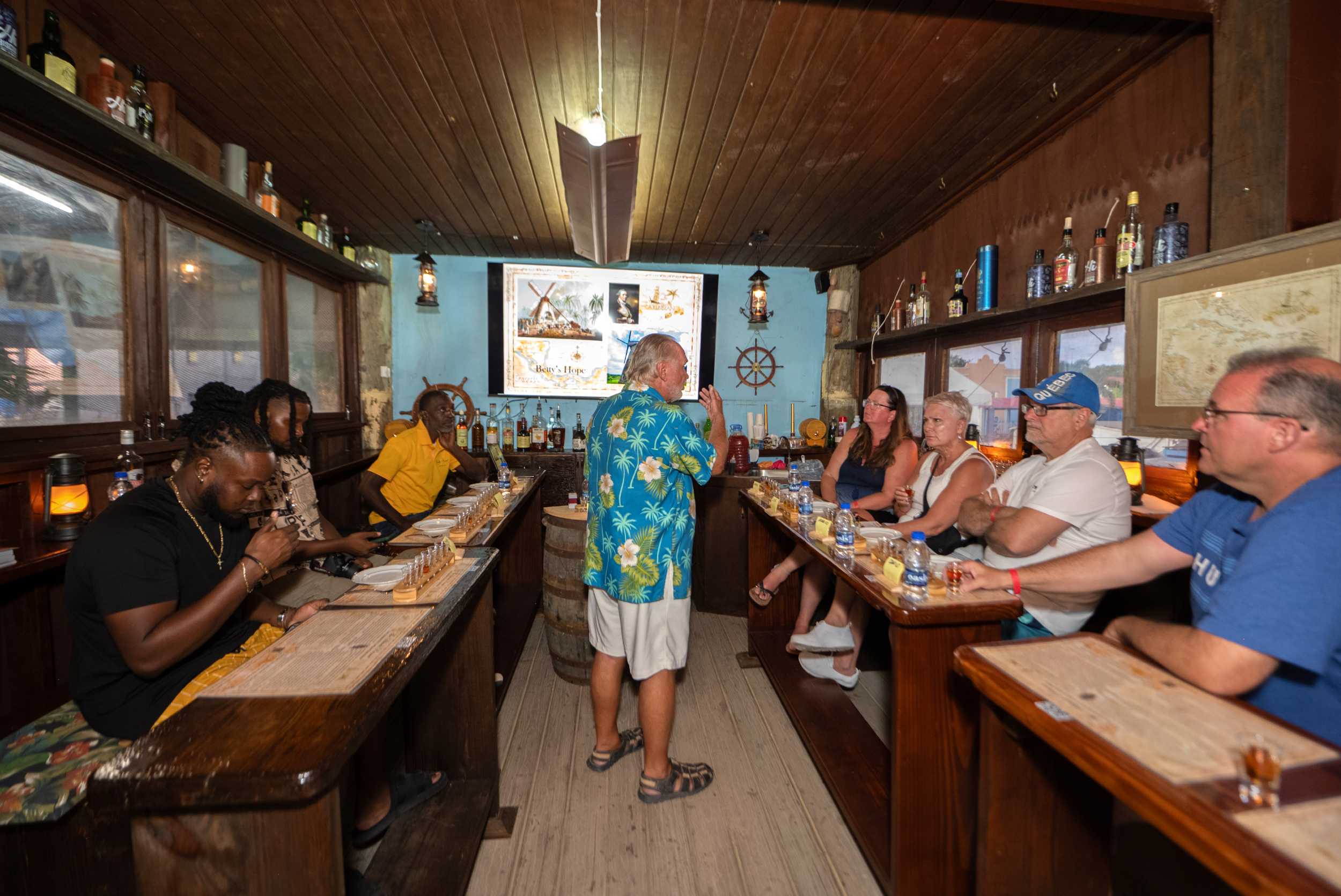 Antigua Rum & Shopping Experience – photo 5 of 5