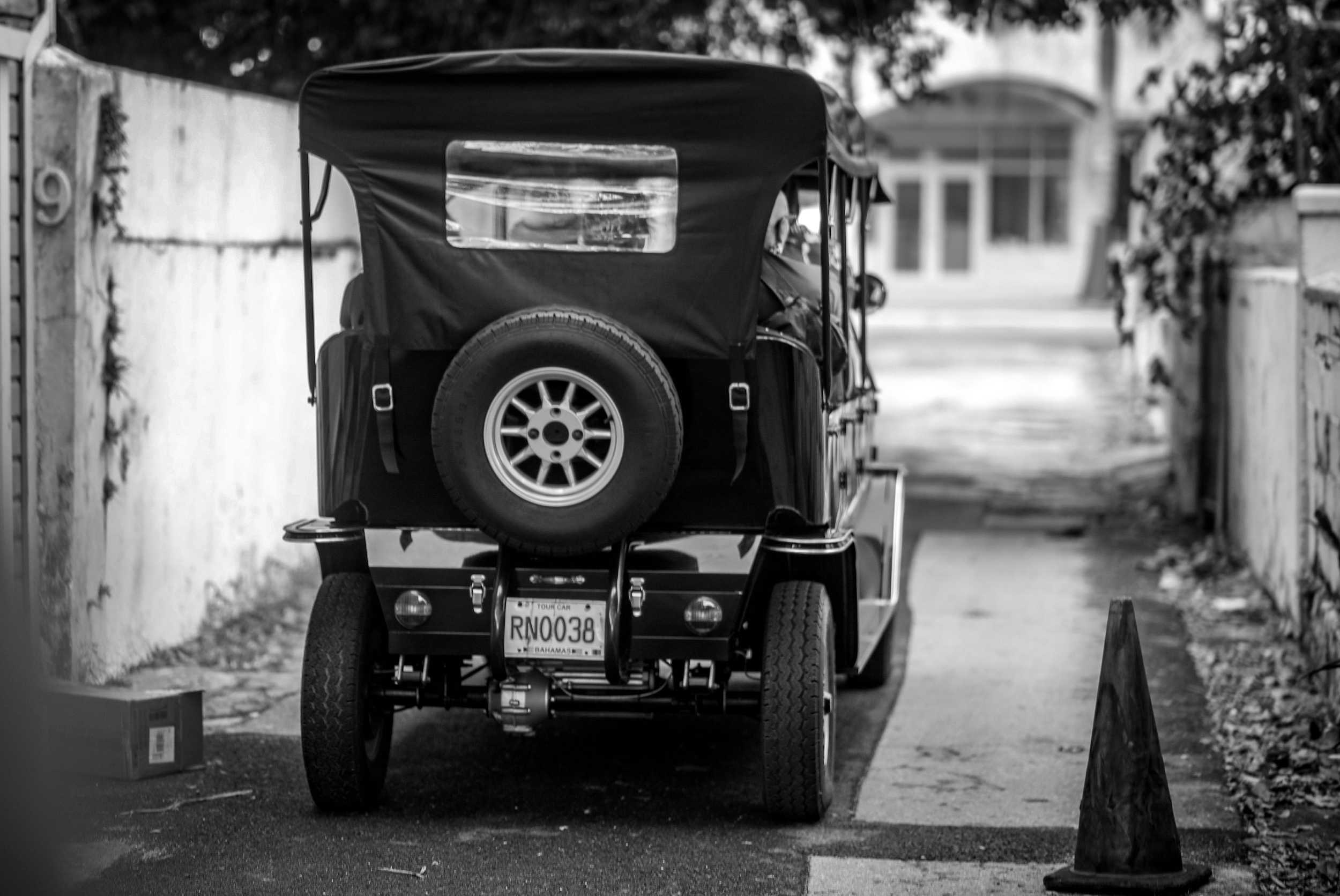 Nassau Vintage Ford Historical Experience – photo 3 of 6