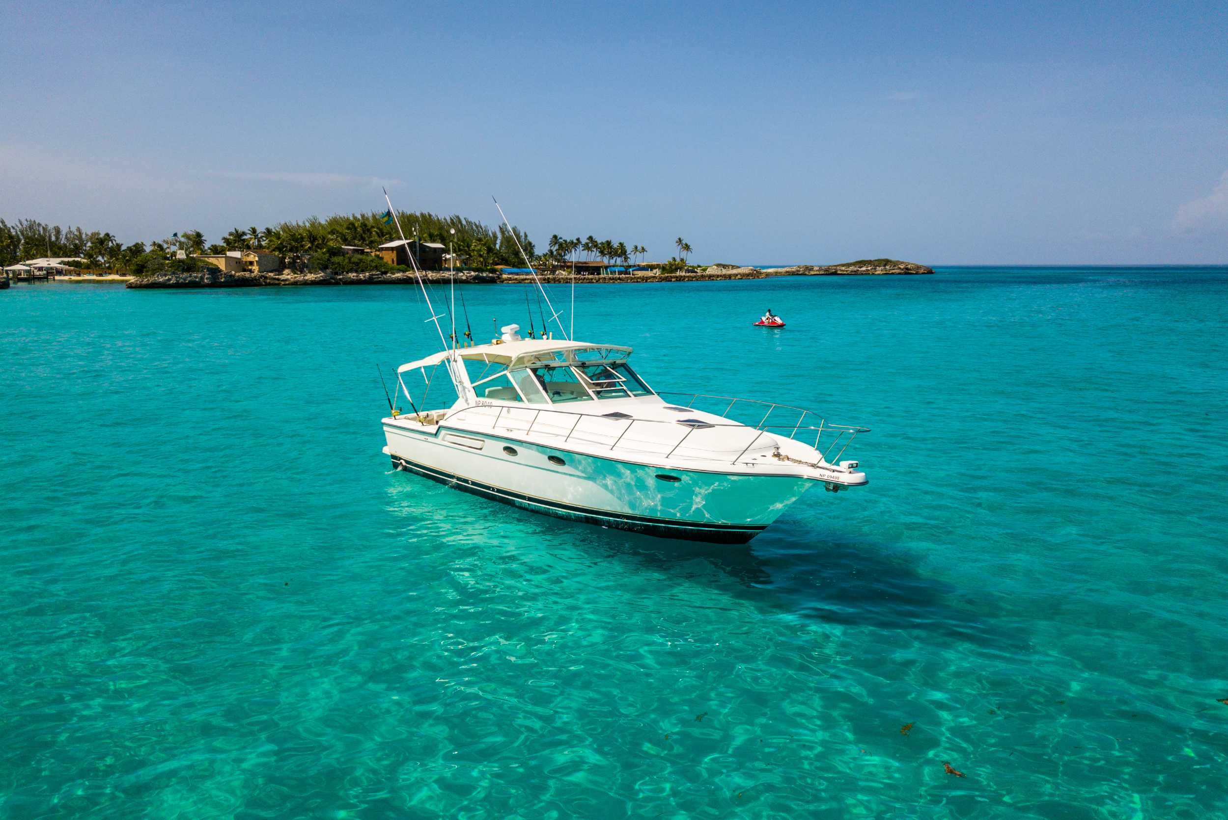 Private and Customizable Boat Charter 38ft 1-8pax (8hrs) – photo 1 of 5