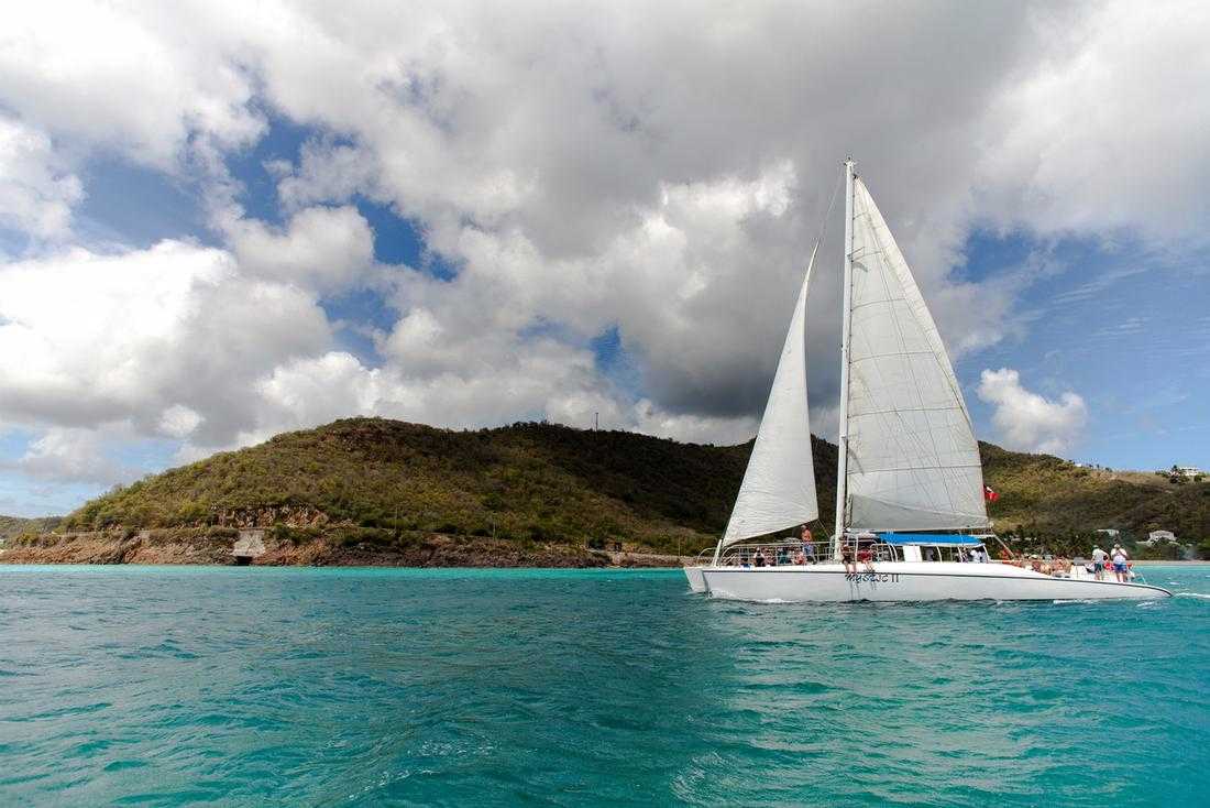 Antigua Seafood Lunch Cruise – photo 1 of 6