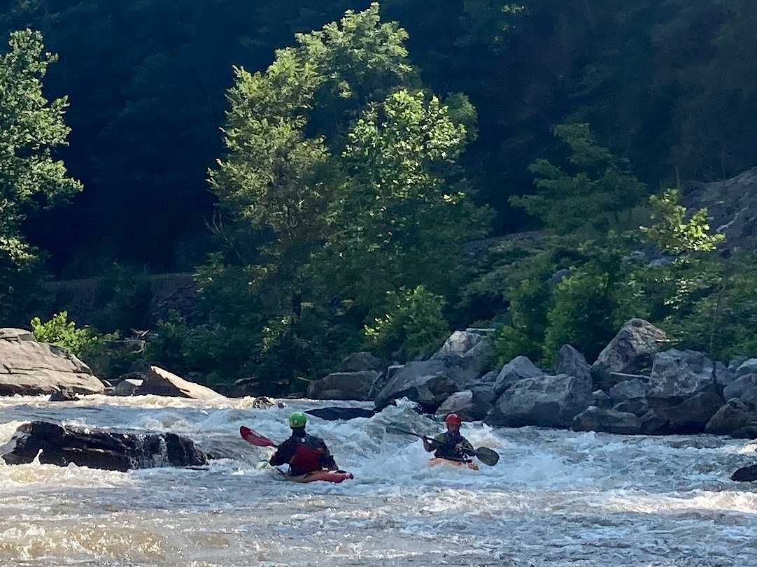 Whitewater Kayak - Fundamentals of Creeking (Class 3/4)