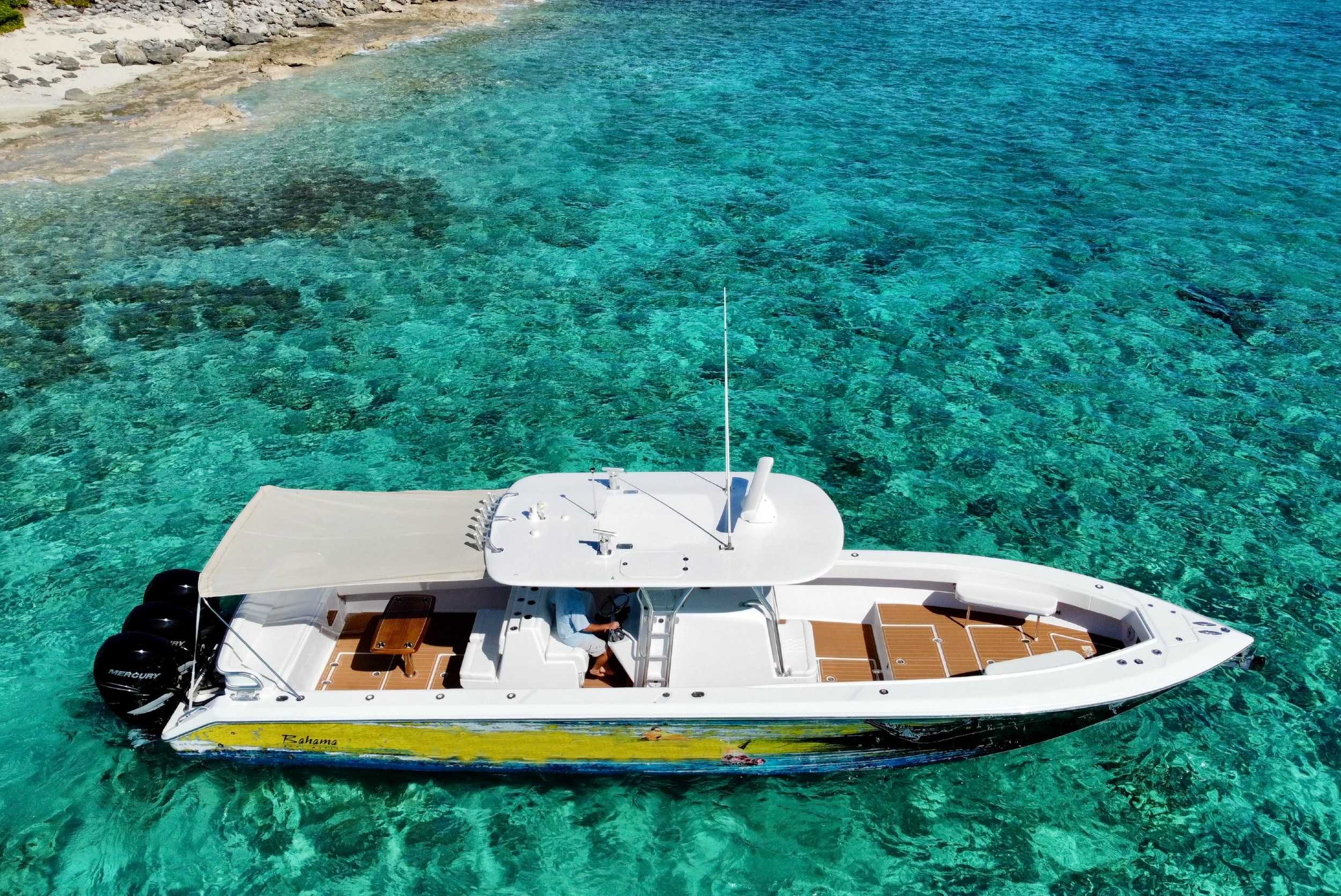 Private Rose Island Pig Interaction & Snorkeling Experience- 41ft Serrano-8 hrs (1- 10pax) – photo 1 of 7