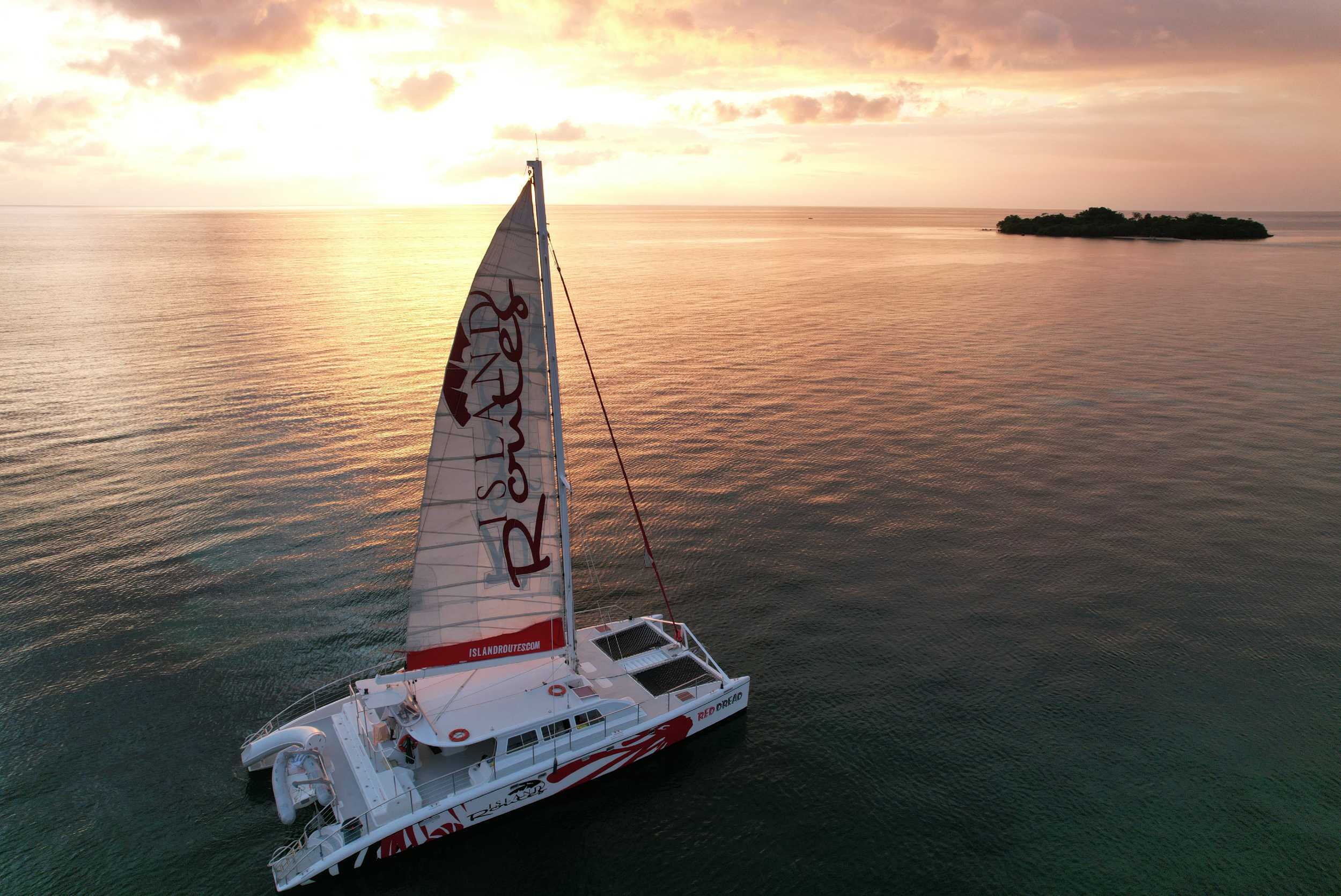 Lover's Rock Catamaran Cruise Negril, image size:2500x1671