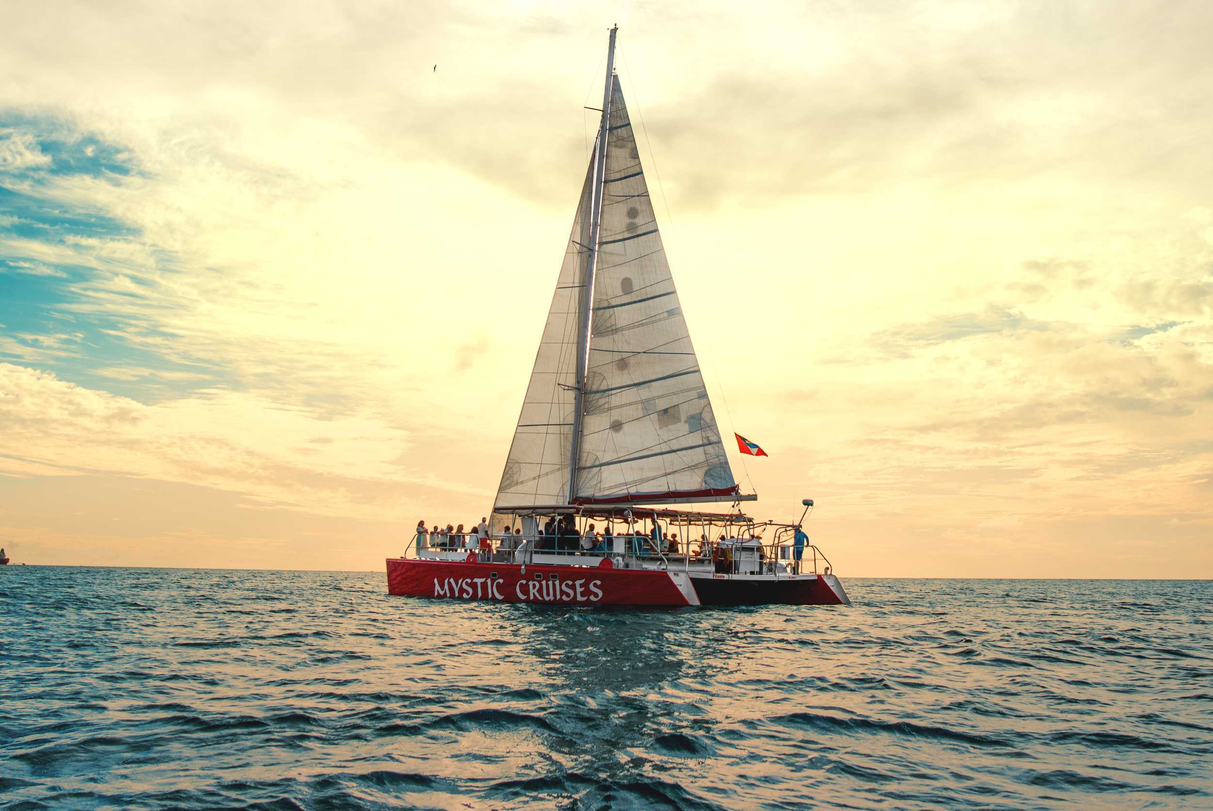 Luxury Catamaran Evening Charter Antigua – photo 4 of 5