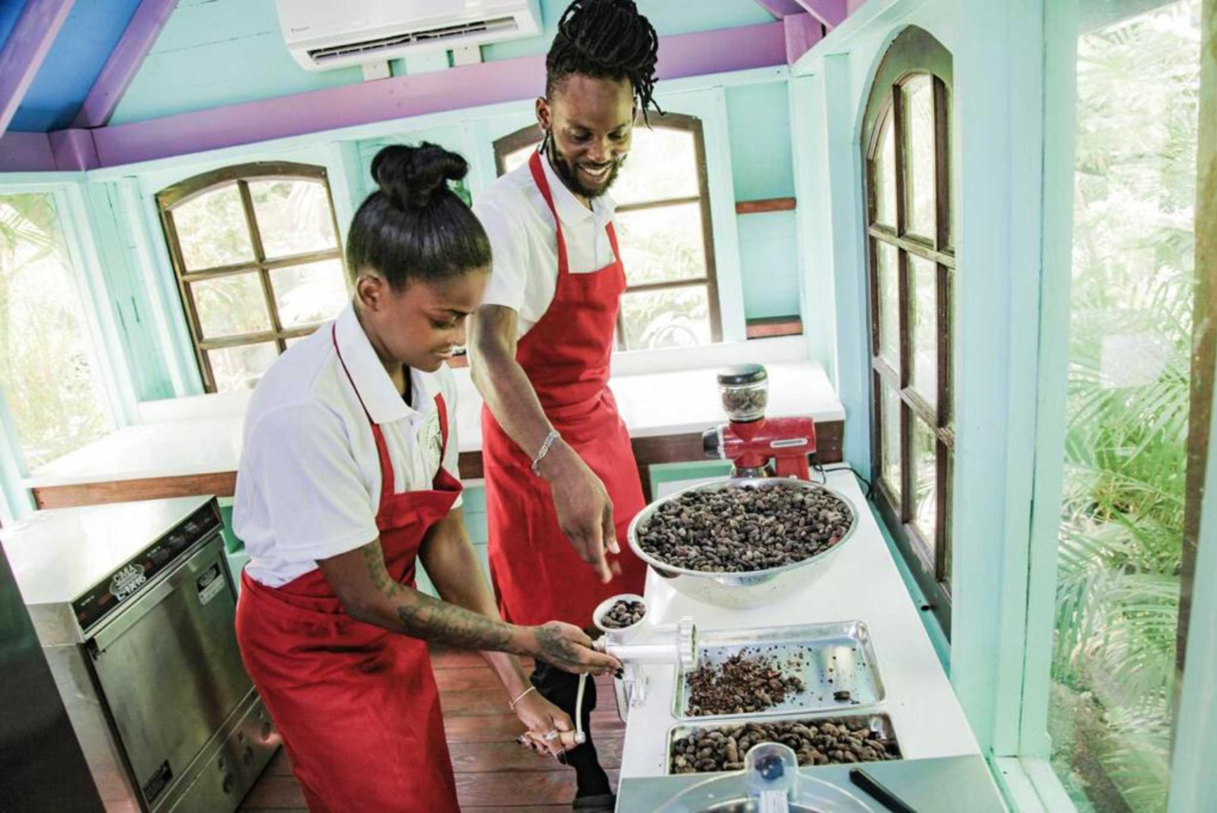 Antigua Gin & Chocolate Experience – photo 5 of 6