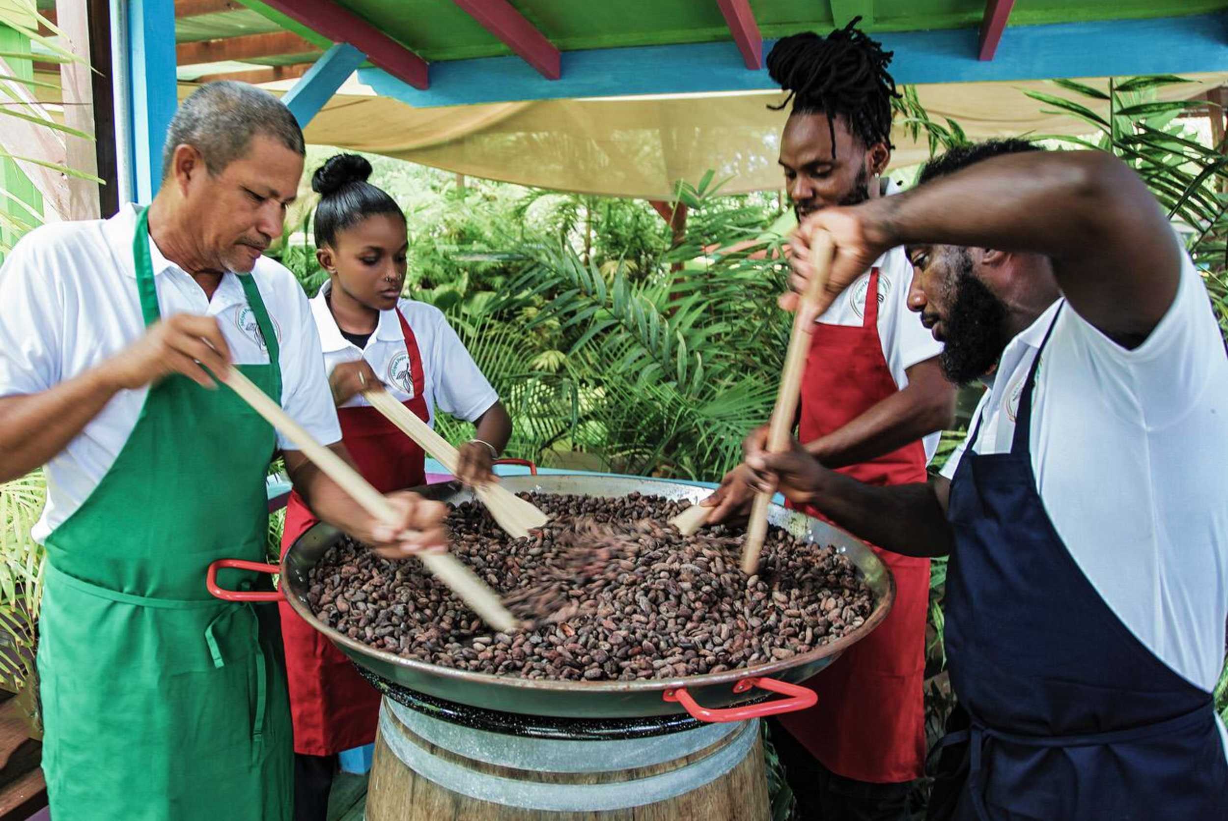 Antigua Gin & Chocolate Experience – photo 1 of 6