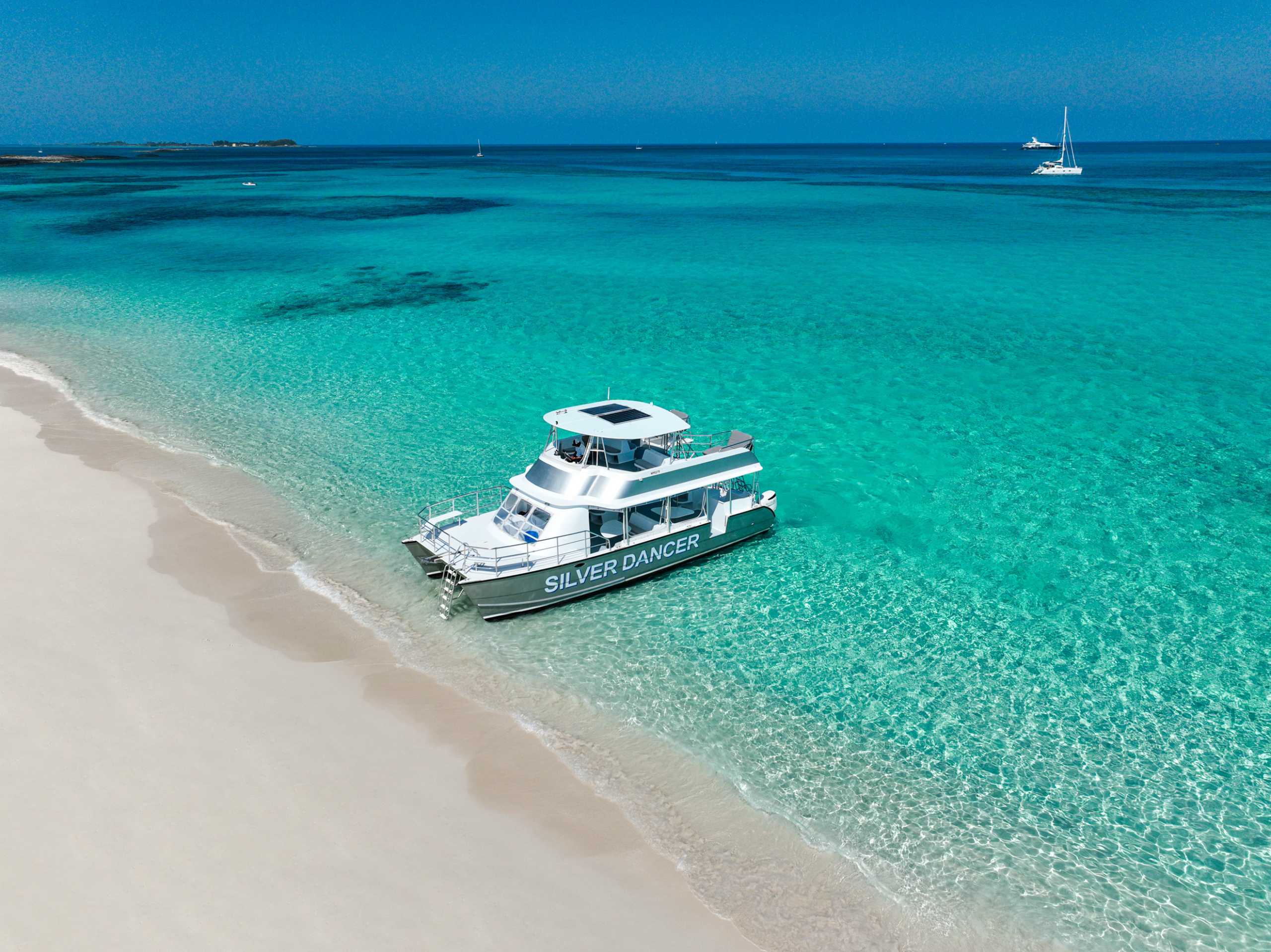 Nassau Power Catamaran Charter – photo 4 of 5