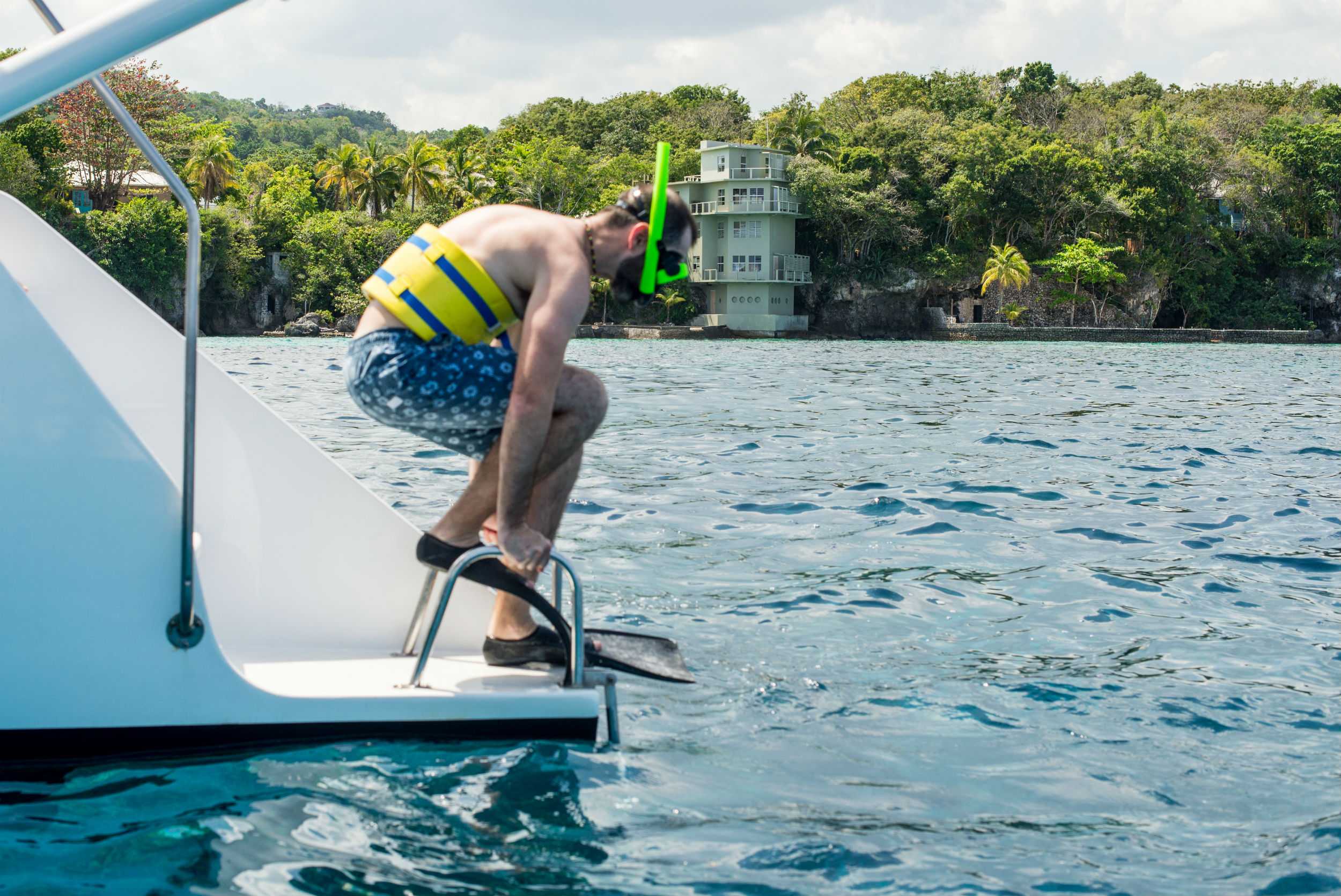 Luxury Catamaran Charter Jamaica- Island Girl – photo 3 of 4