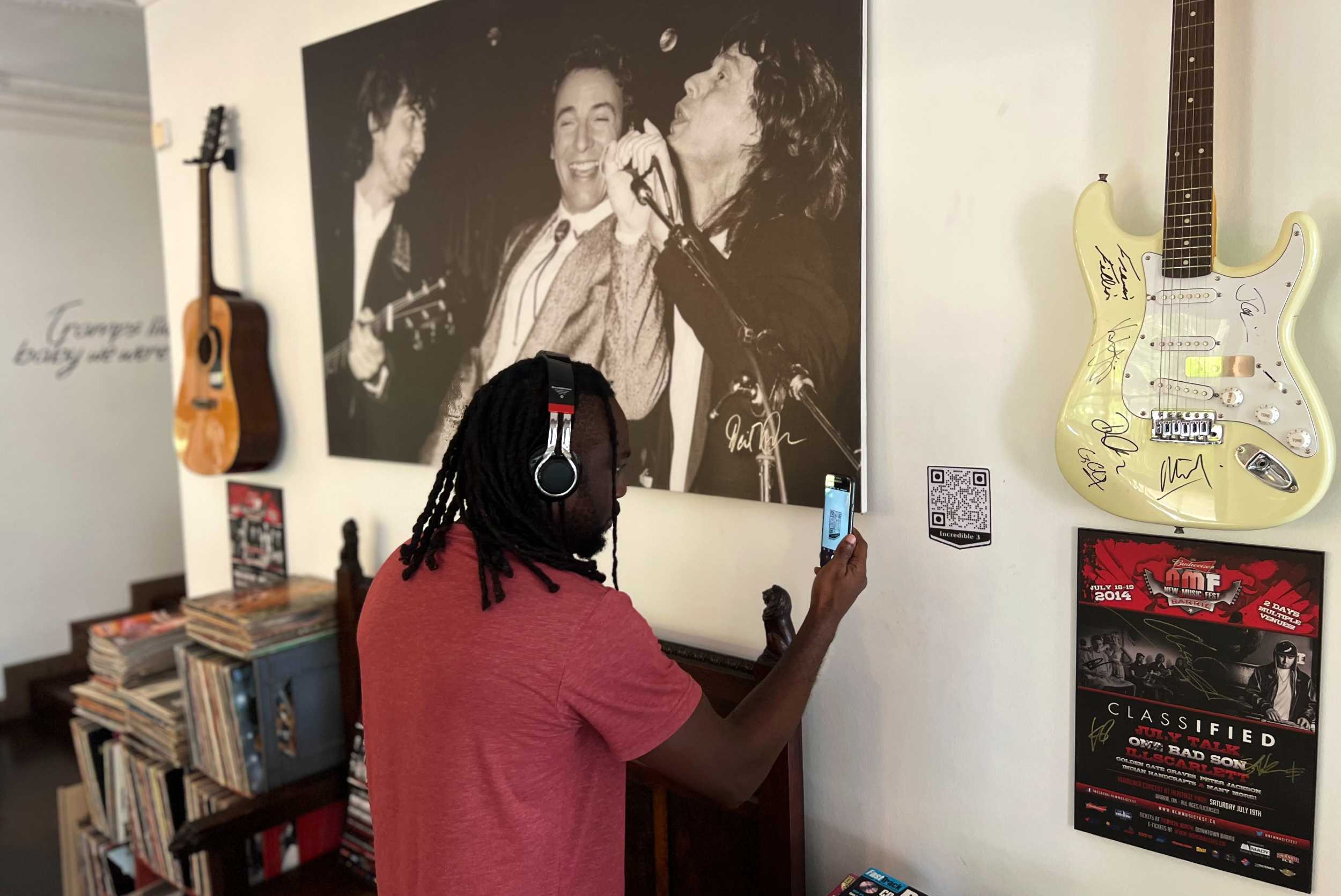 Rock N’ Roll Virtual Art Gallery Experience Falmouth – photo 1 of 12