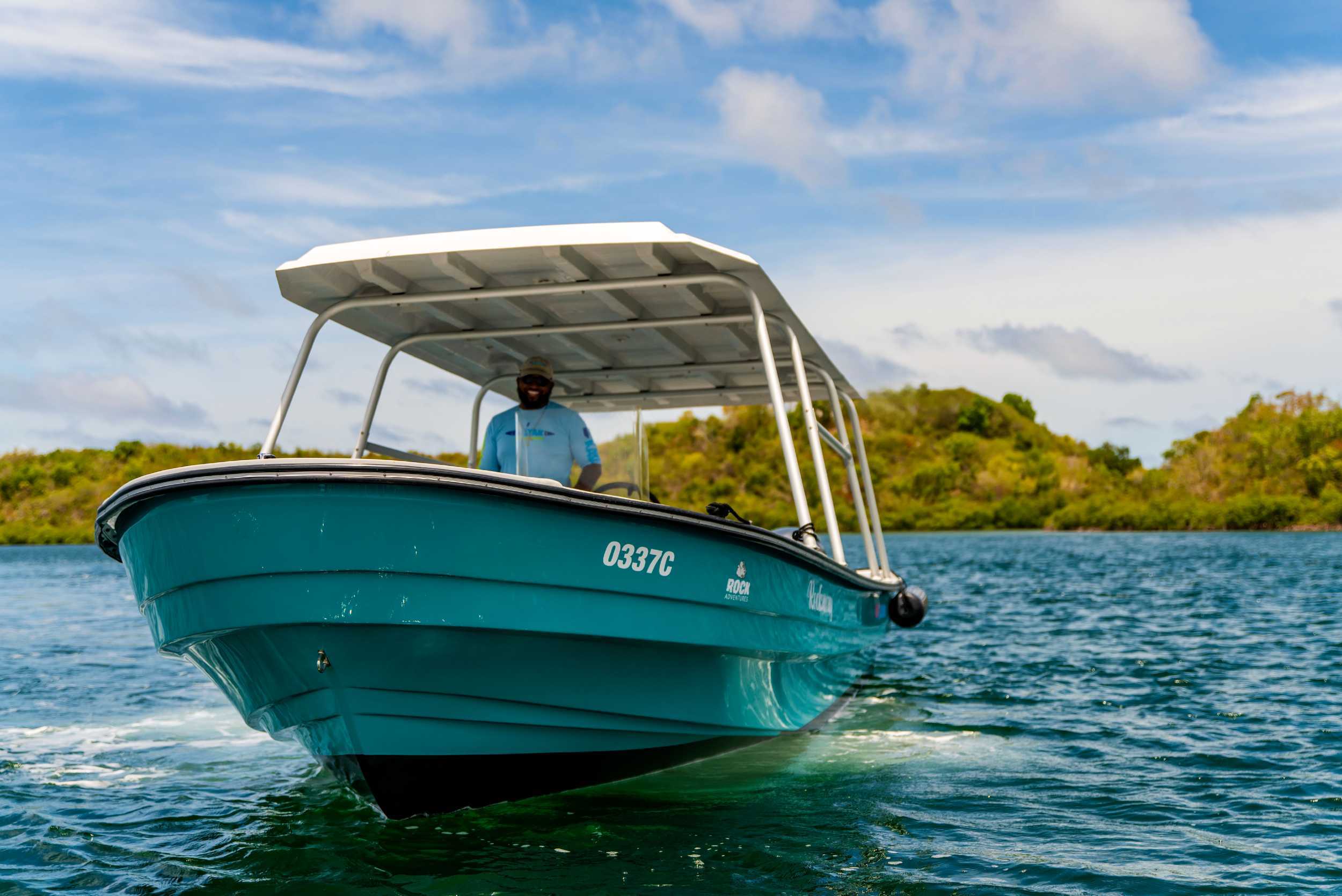 Antigua Speedboat & Stingray Experience – photo 1 of 6
