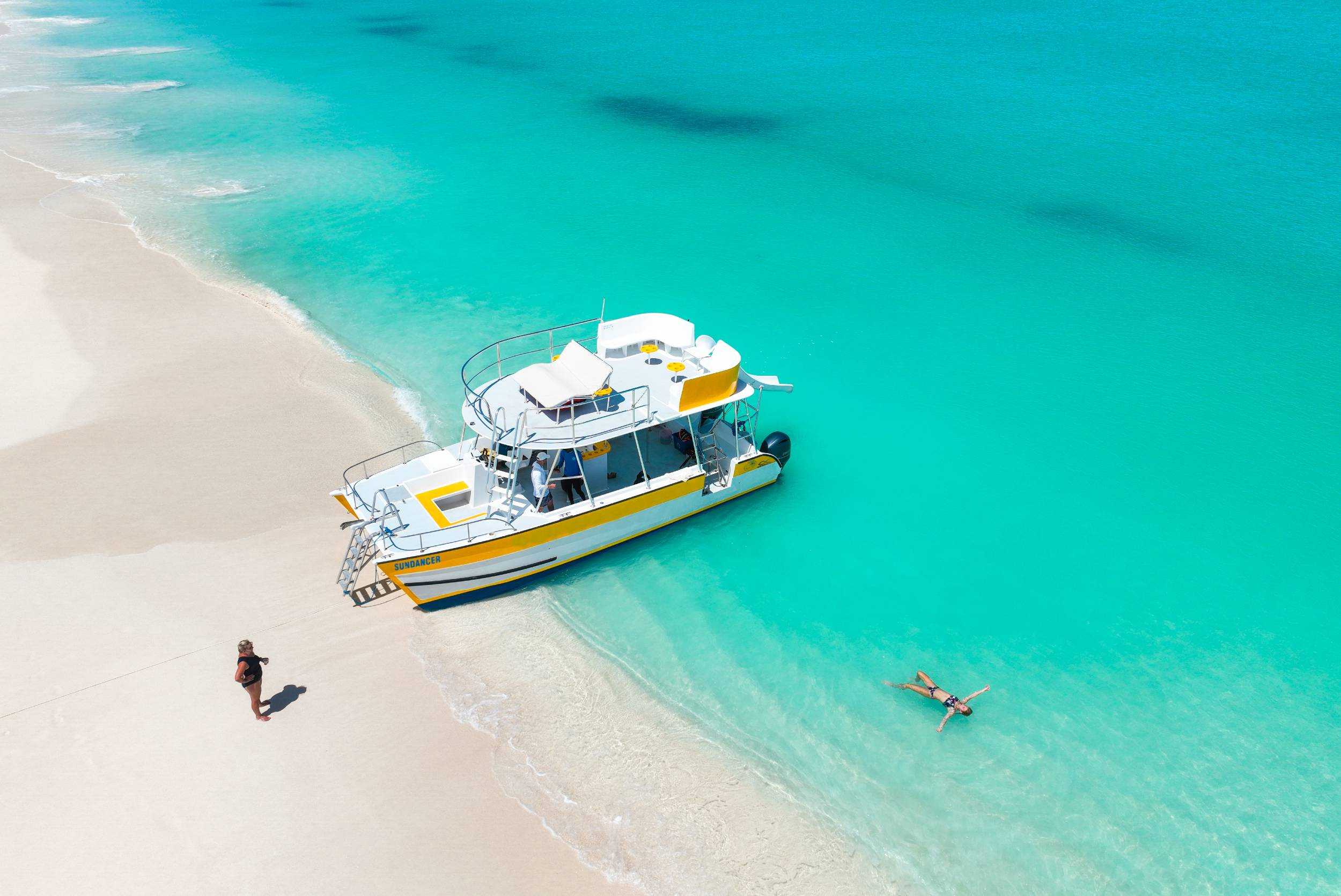 Caicos Full Day Power Catamaran Charter – photo 1 of 8