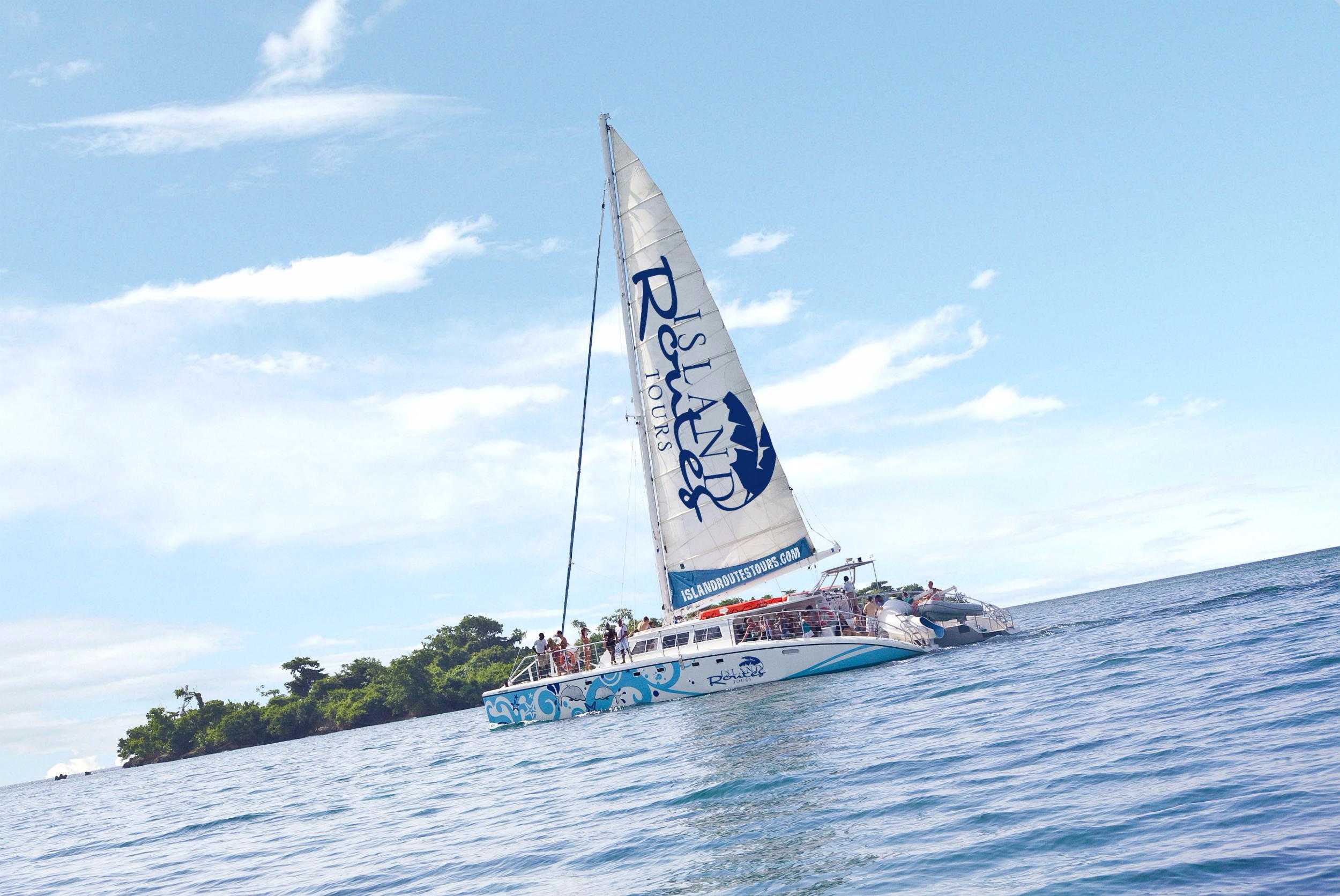 Negril Highlights Catamaran Cruise – photo 1 of 7