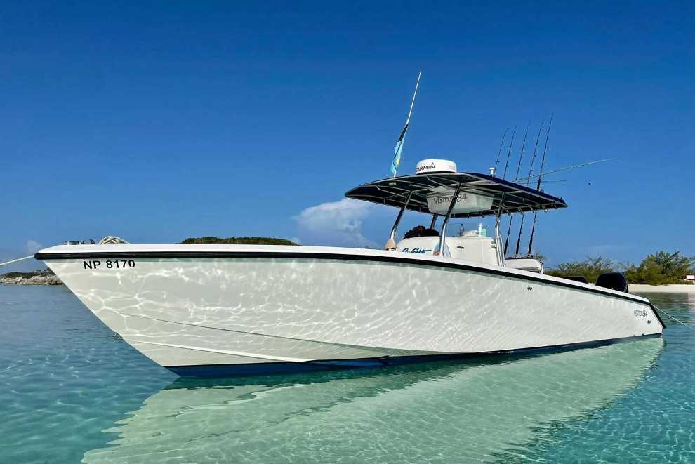 Private and Customizable Boat Charter 34ft 1-7pax (4hrs) – photo 1 of 5