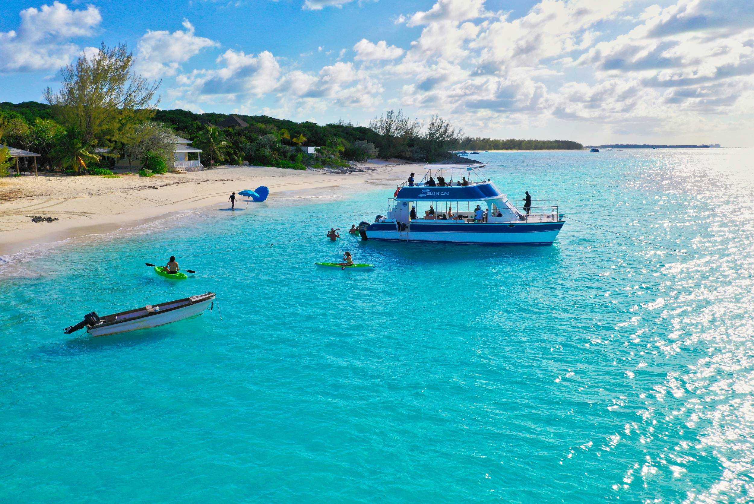 Rose Island Half Day Snorkel & Beach Charter – photo 5 of 8