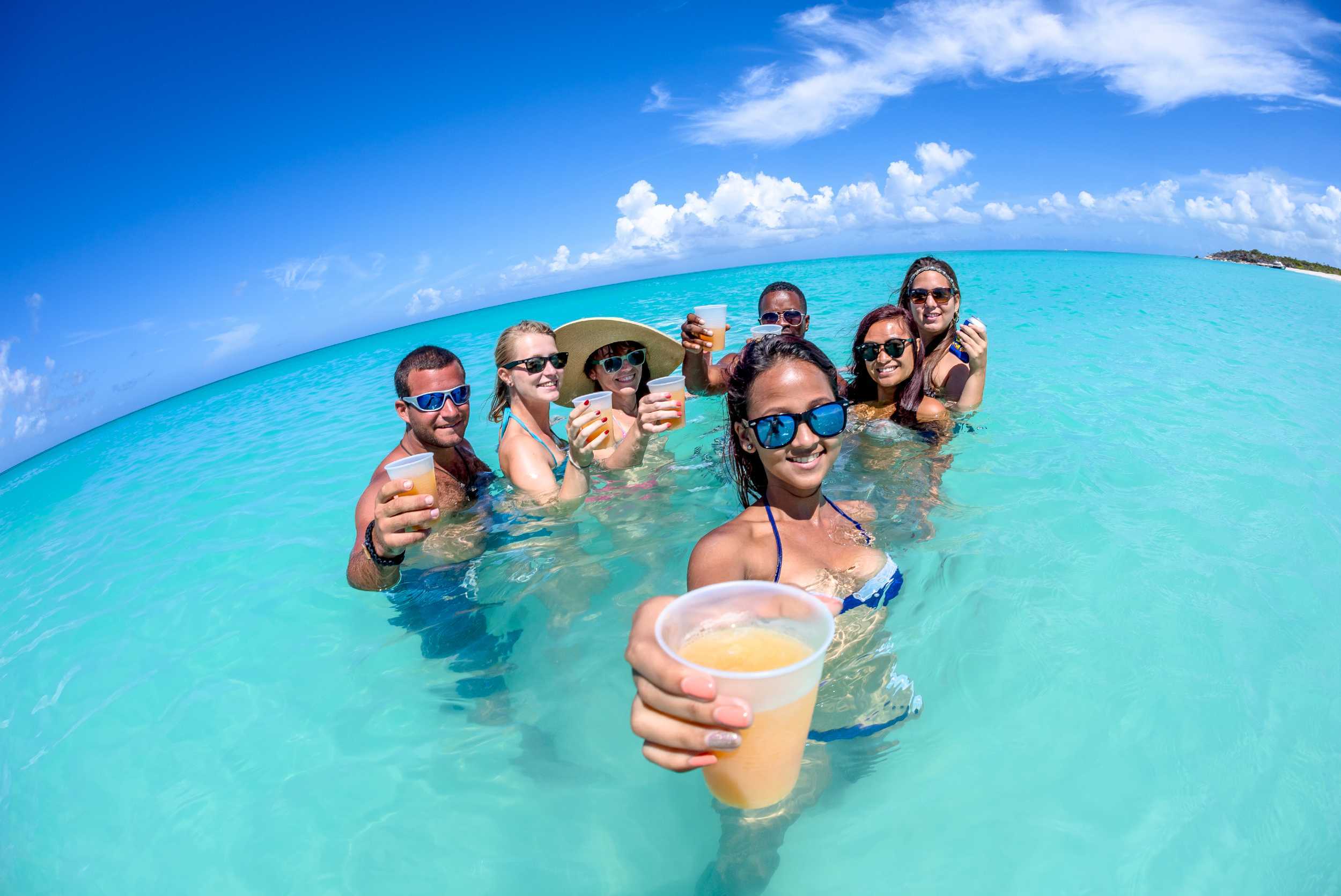 Turks Full Day Circumnavigation & Powerboat Adventure – photo 4 of 6